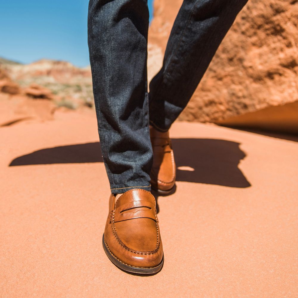 Born Matthew Slip-Ons Brown Cuero Product ID-qtk0eEx2
